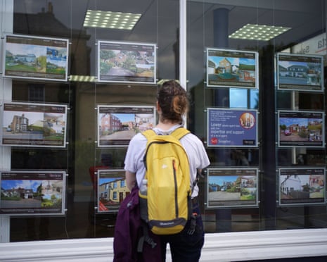 Property Experts Urge Chancellor Rachel Reeves to Abolish Stamp Duty and Implement Annual Property Tax image from theguardian.com