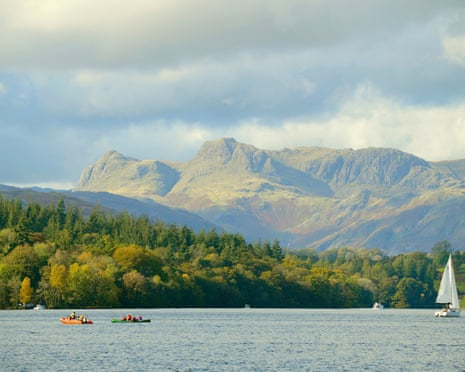 DJ Lee Durrant to Host 24-Hour Radio Marathon to Protest Sewage Pollution in Windermere image from theguardian.com