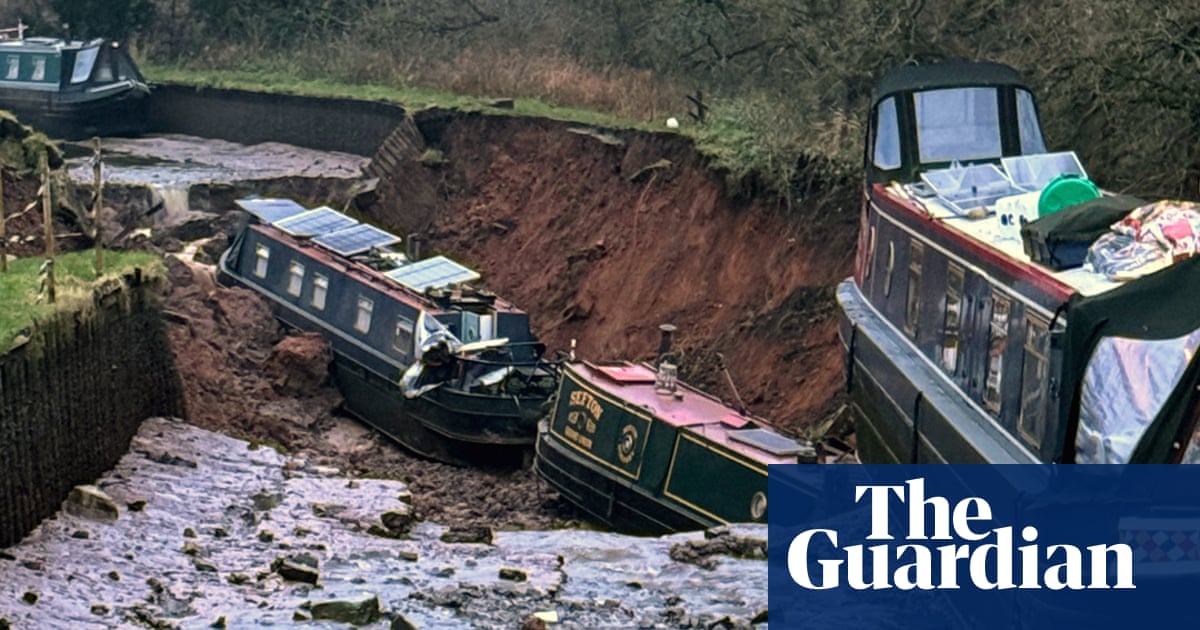 Ten Rescued After Sinkhole Opens on Llangollen Canal in Shropshire image from theguardian.com