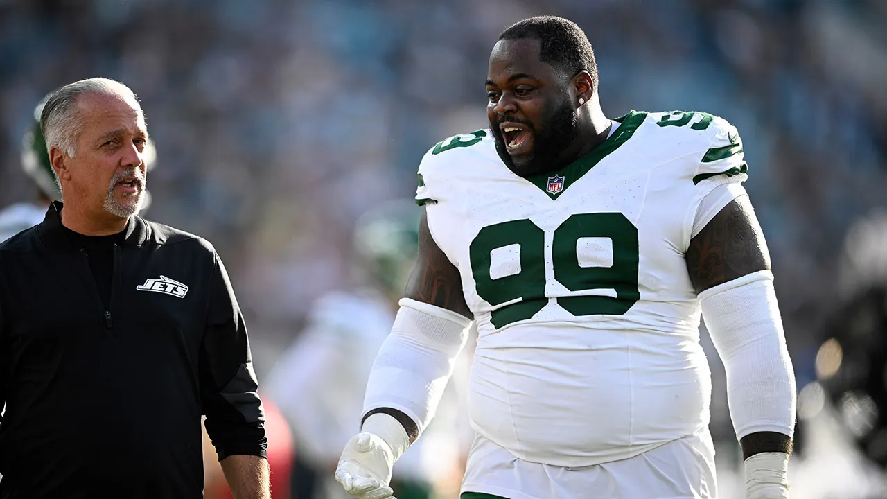 Jets Defensive Lineman Khalen Saunders Ejected in Loss to Jaguars image from foxnews.com