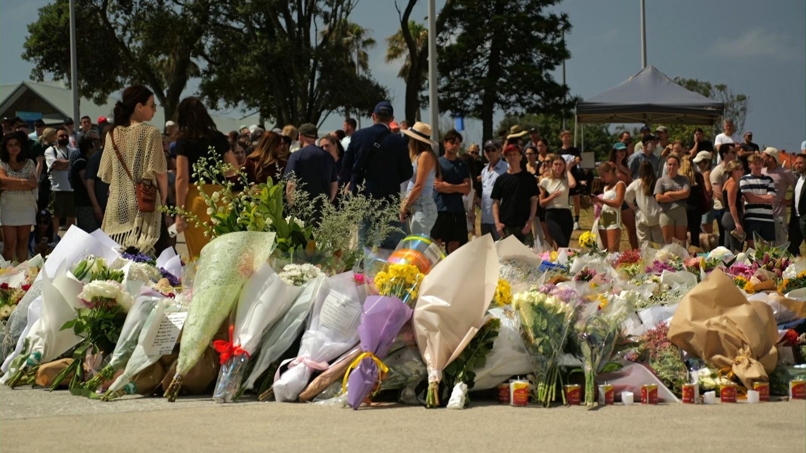 Bondi Beach Transformed from Hanukkah Celebration to Memorial after Siege image from news.sky.com