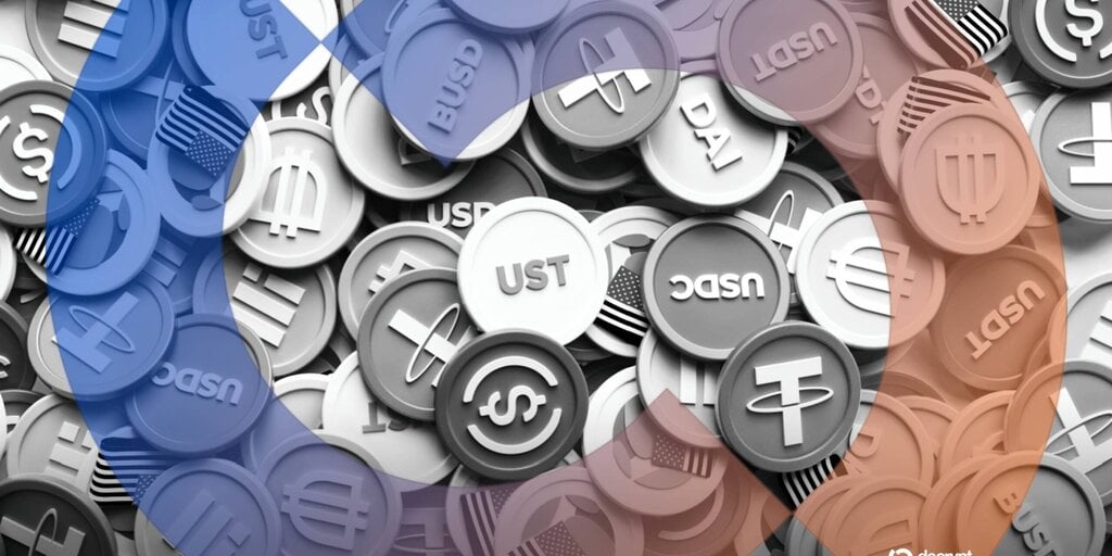 Elliptic's Global Crypto Regulation Review 2025 Highlights Innovations and Regional Challenges in Crypto Policy image from decrypt.co