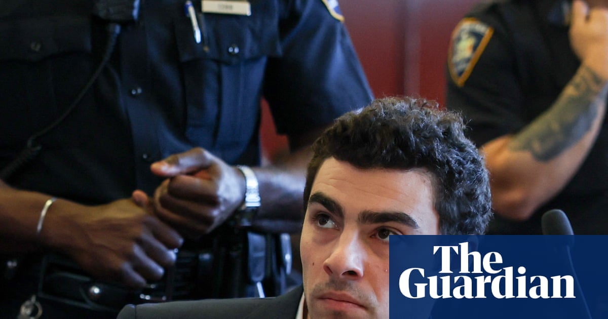 Defense Challenges Death Penalty and Federal Charges in Luigi Mangione Case Citing Conflict of Interest with Attorney General Pam Bondi image from theguardian.com