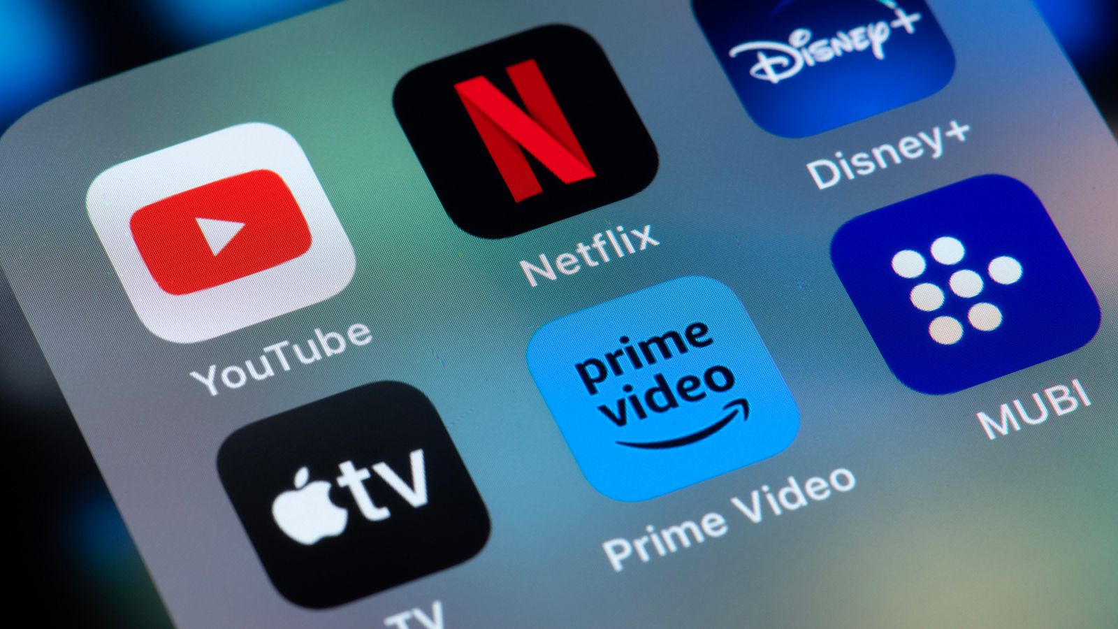 Netflix Agrees to $72 Billion Takeover of Warner Bros, Creating Streaming Giant image from news.sky.com