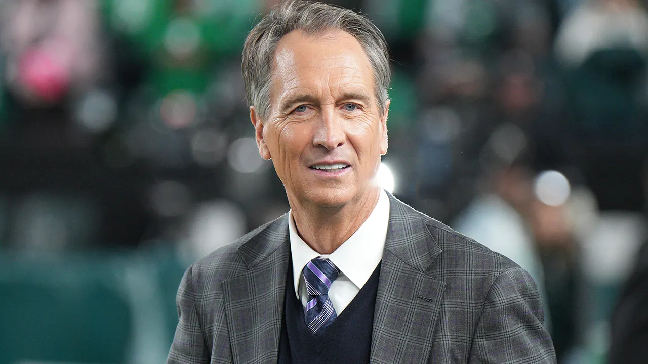 Cris Collinsworth Faces Scrutiny Over Comments on Marshawn Kneeland's Suicide During Cowboys Game image from foxnews.com
