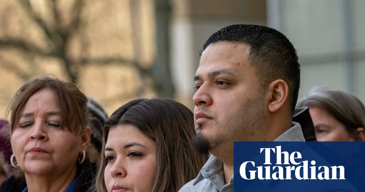 High-Level DOJ Pressure to Indict Kilmar Ábrego García Raises Vindictive Prosecution Concerns image from theguardian.com
