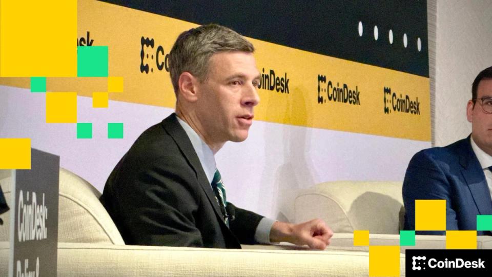 OCC Reports on Debanking Practices Among Major U.S. Banks, Warns of Potential Unlawful Actions image from coindesk.com