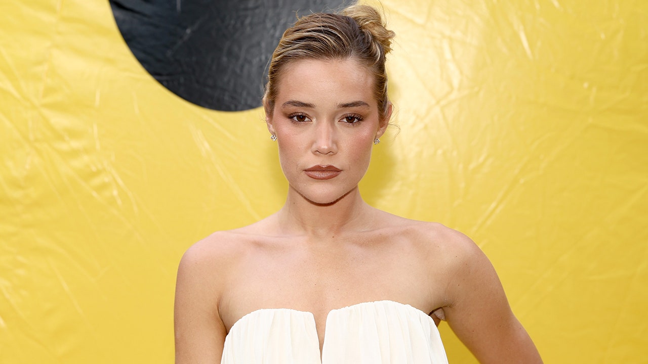 NFL Update: Joe Burrow's Endurance and Brett Favre's Parkinson's Battle image from foxnews.com