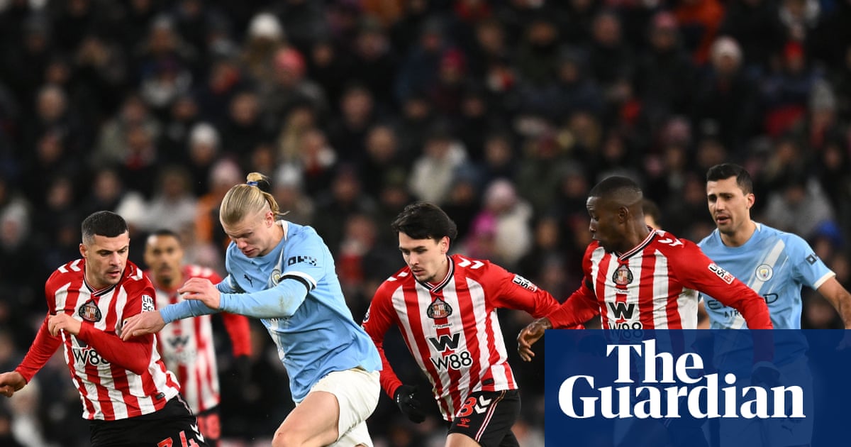 Sunderland Holds Manchester City to a Goalless Draw, Preserving Unbeaten Home Record image from theguardian.com