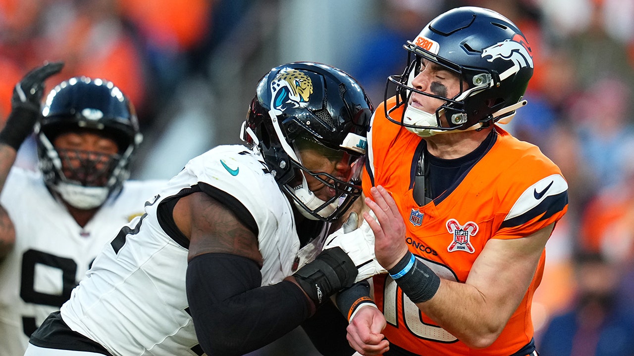 Jaguars Defeat Broncos 34-20, Take Lead in AFC South with Defensive Standout's Message image from foxnews.com