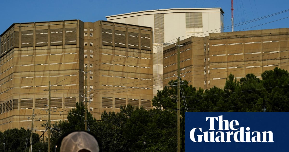 Three Inmates Escape Georgia Jail, Hijack Lyft Ride, and Are Recaptured in Florida image from theguardian.com