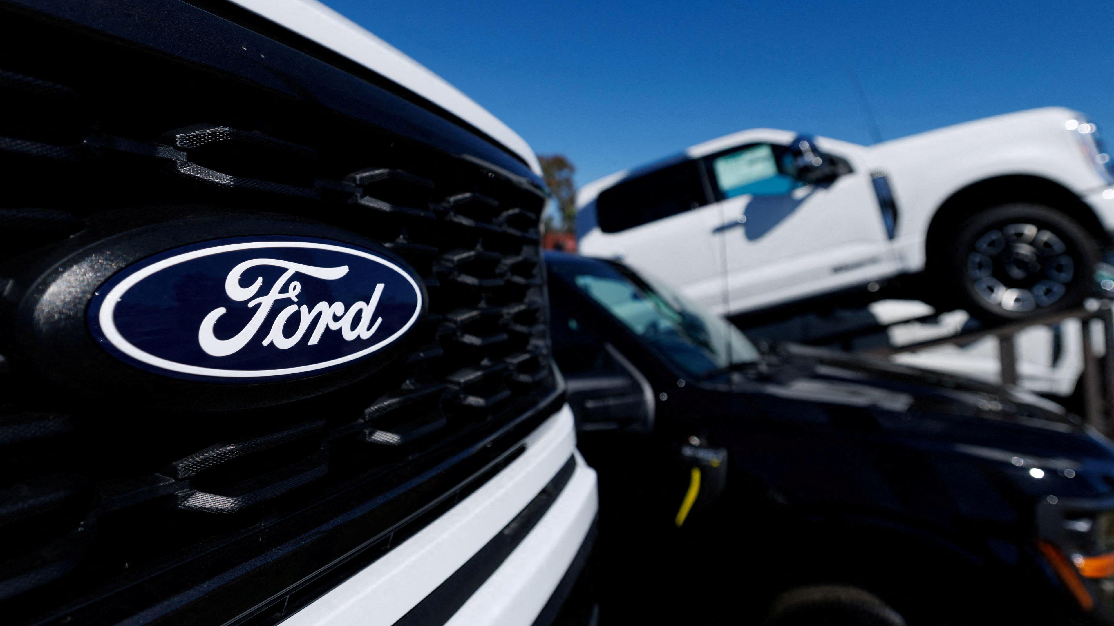 Ford Scales Back Electric Vehicle Plans Amid Market and Regulatory Shifts image from bbc.co.uk