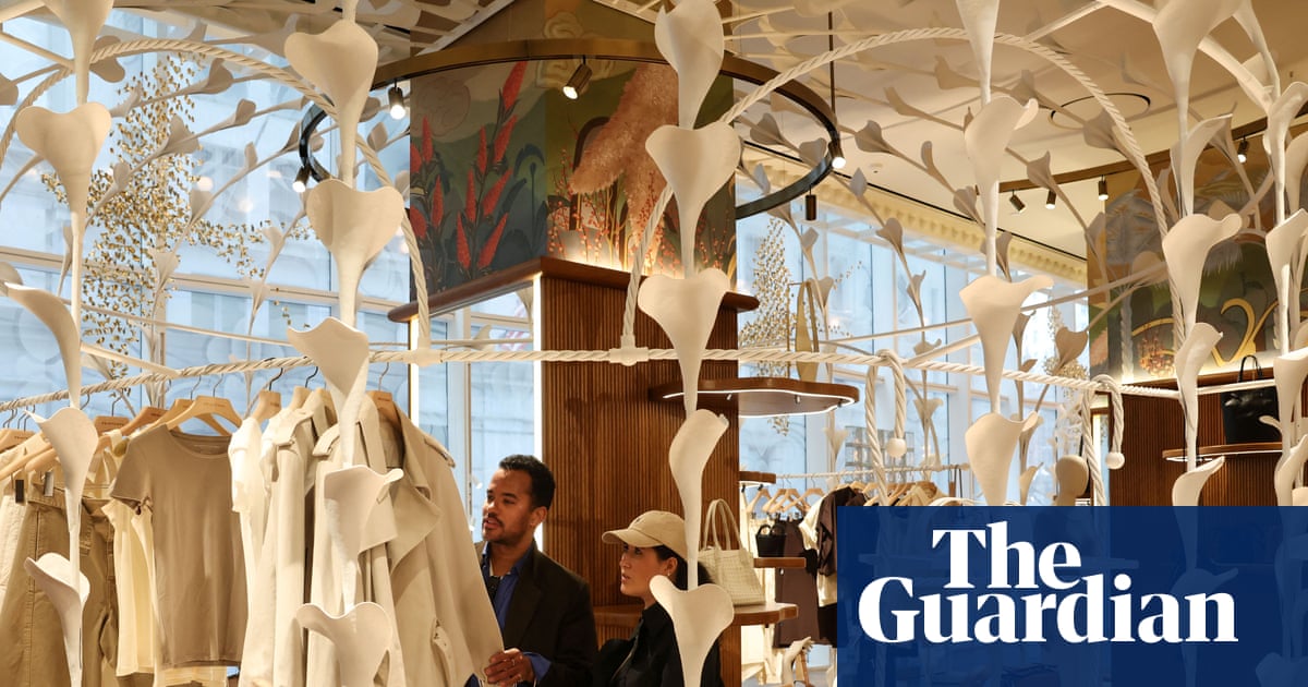 K-Shaped Christmas Highlights Growing Economic Divide in the US image from theguardian.com