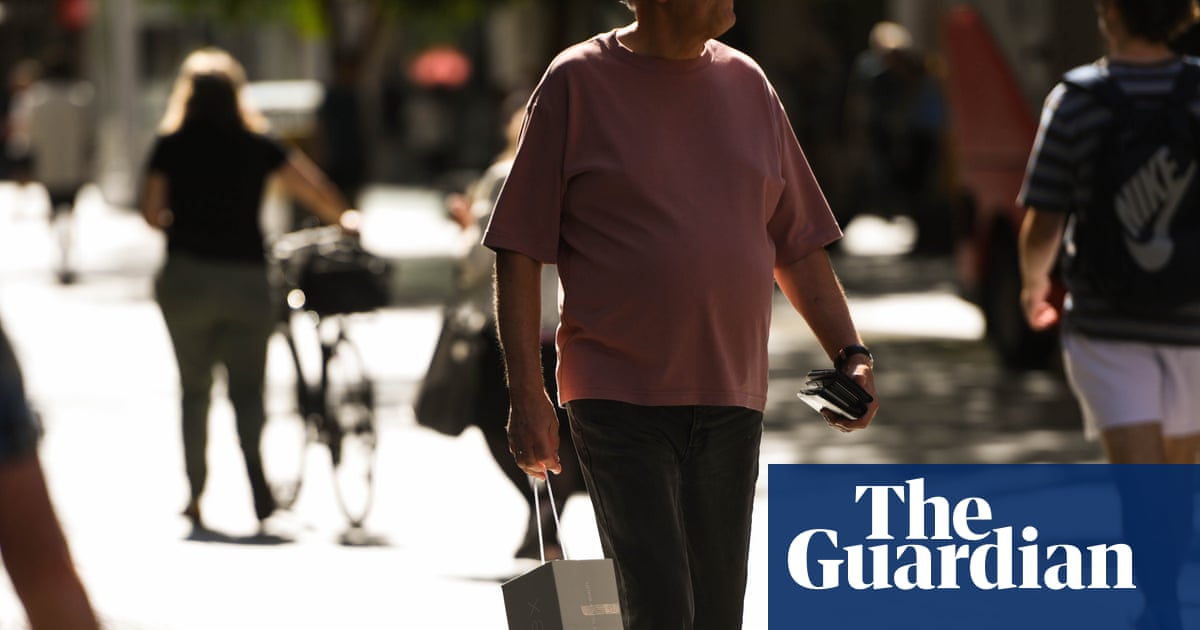 Australians Expected to Spend Big on Boxing Day Despite Consumer Caution image from theguardian.com