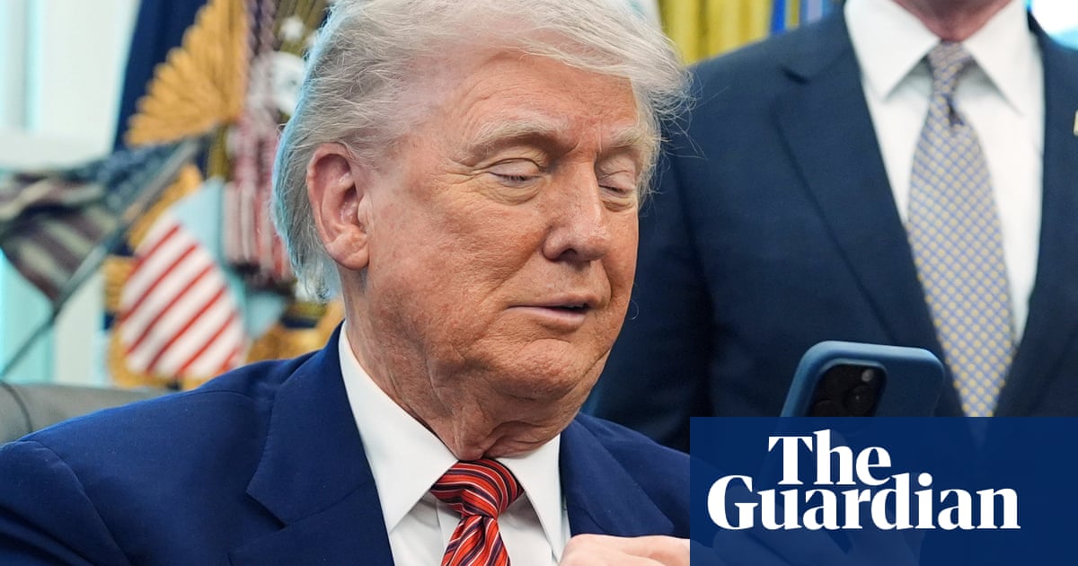 Trump Shares Misidentified Photo of Bird Killed by Wind Turbine image from theguardian.com