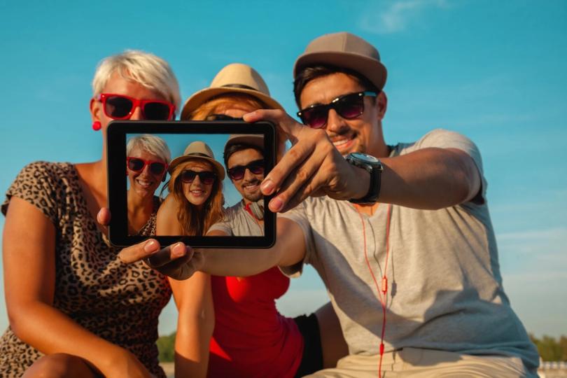 Farcaster Shifts Focus to Wallet-First Strategy to Boost User Engagement image from coindesk.com