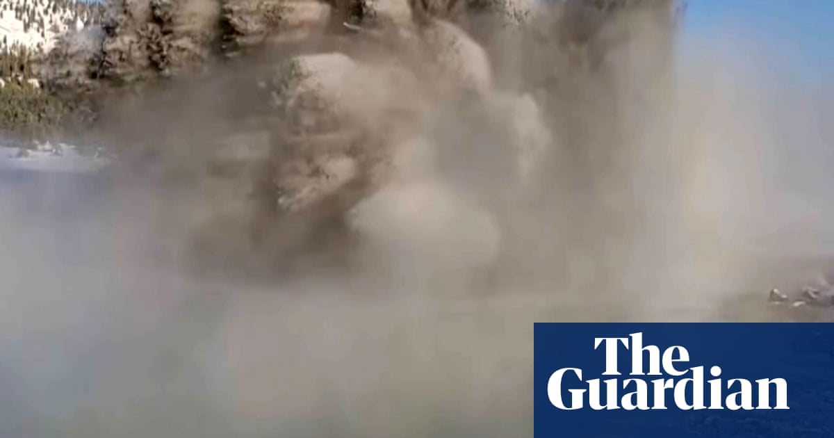 Black Diamond Pool Erupts Again at Yellowstone National Park image from theguardian.com