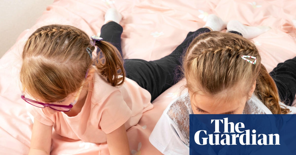 Labour Urged to Back Social Media Ban for Under-16s Following Australia's Lead image from theguardian.com