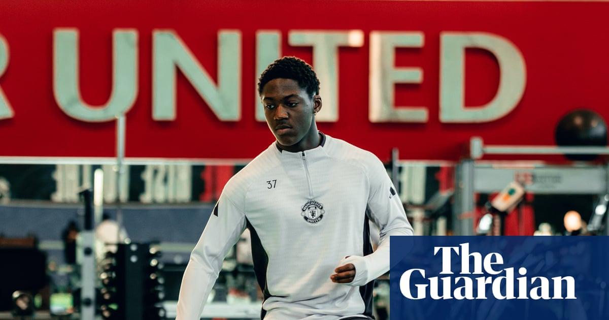 Manchester United to Reject January Offers for Kobbie Mainoo Amidst Promise and Potential image from theguardian.com