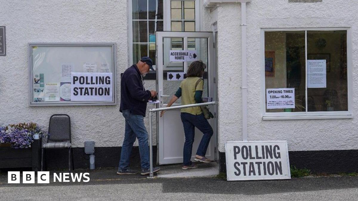 Electoral Commission Warns Against Postponing England's Council Elections Amid Reorganisation image from bbc.co.uk