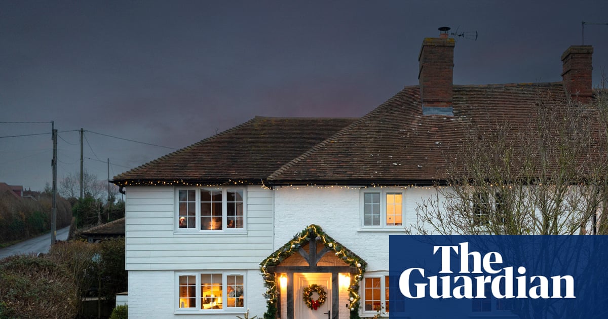Cosy Cottages for Sale at Christmas in England image from theguardian.com