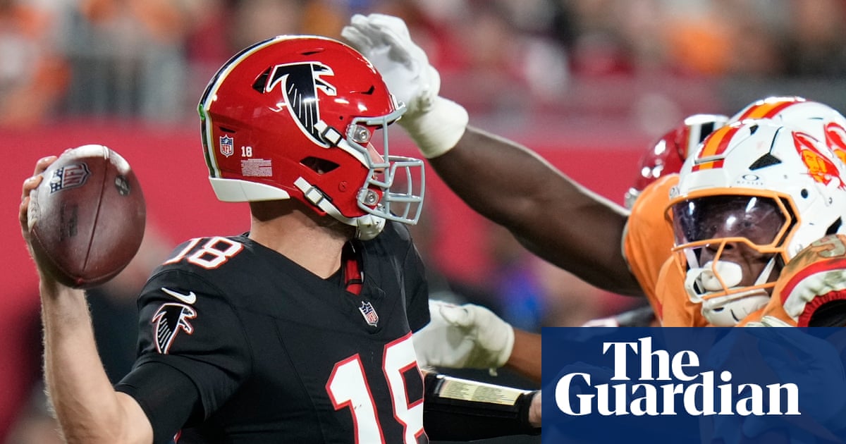 Falcons Edge Buccaneers 29-28 on Last-Second Field Goal by Zane Gonzalez image from theguardian.com