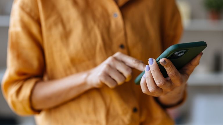 Consumer Rights for Faulty Refurbished Phones: A Case with Back Market image from news.sky.com