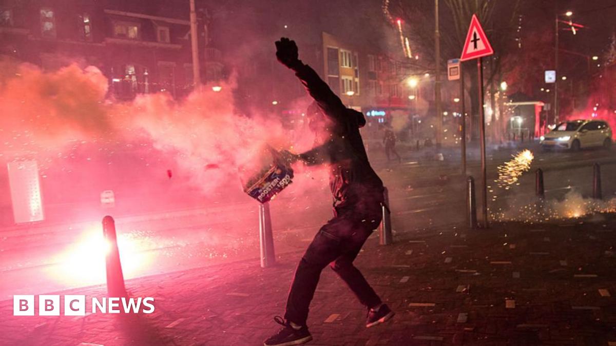 Unprecedented New Year's Eve Violence in the Netherlands with Fires and Fatalities image from bbc.co.uk