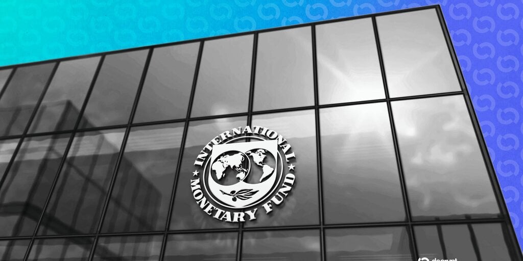 IMF Warns Stablecoin Adoption Threatens Central Bank Monetary Sovereignty image from decrypt.co